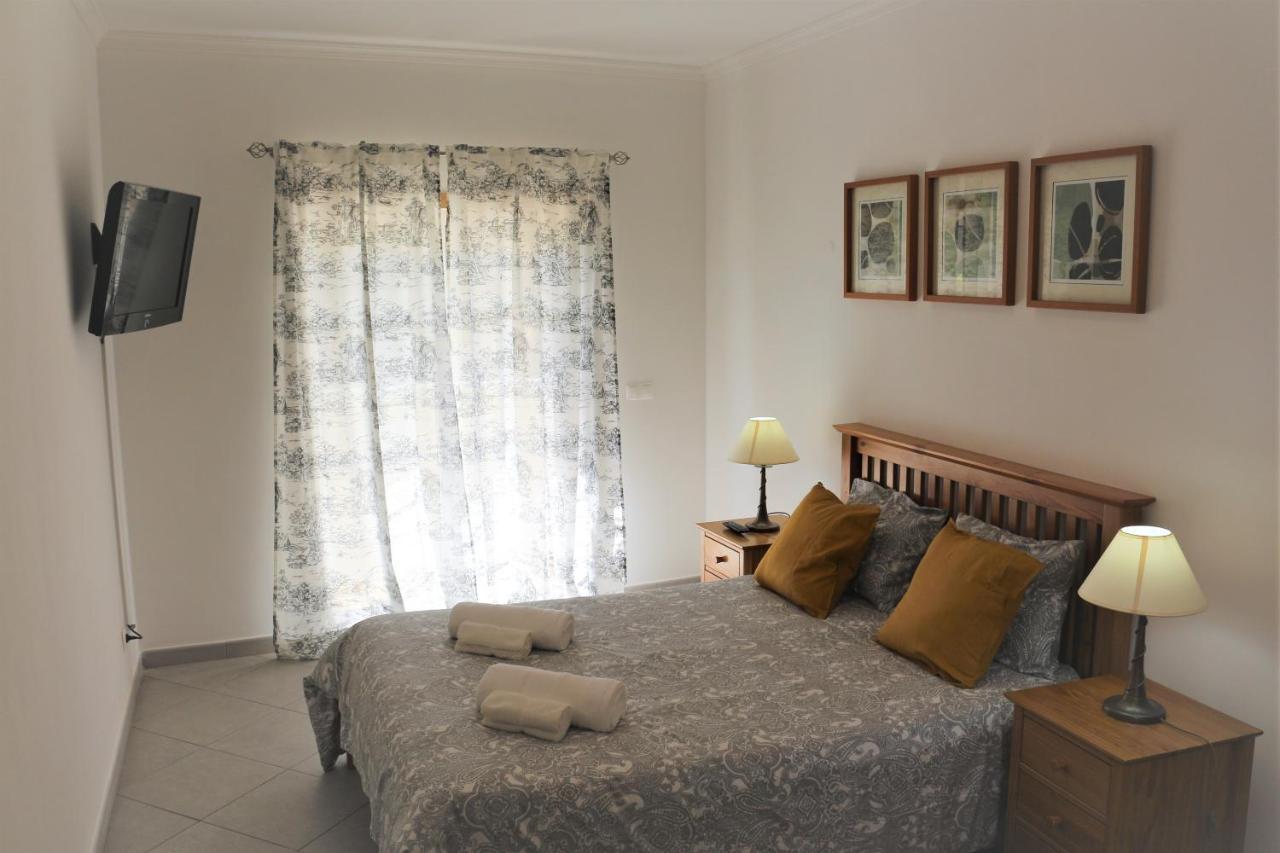 Lovely Apartment In Carvoeiro By The Beach Exterior foto