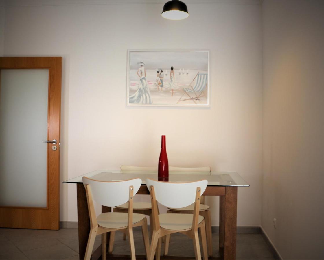 Lovely Apartment In Carvoeiro By The Beach Exterior foto